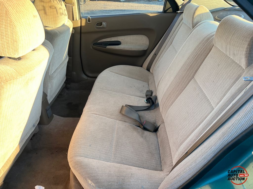 1995 MAZDA PROTEGE 8