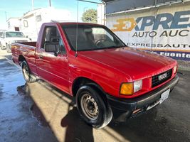 1990 Isuzu Pickup