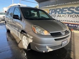 2005 Toyota Sienna