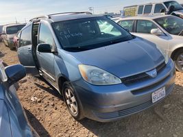 2004 Toyota Sienna