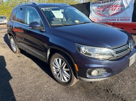 2012 VOLKSWAGEN Tiguan