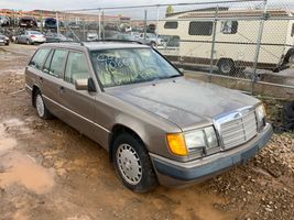 1992 Mercedes-Benz 300-Class