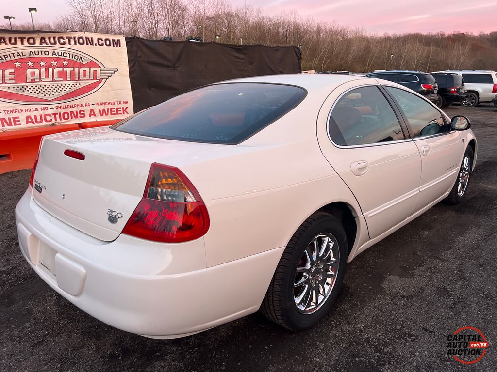 2001 Chrysler 300M 3