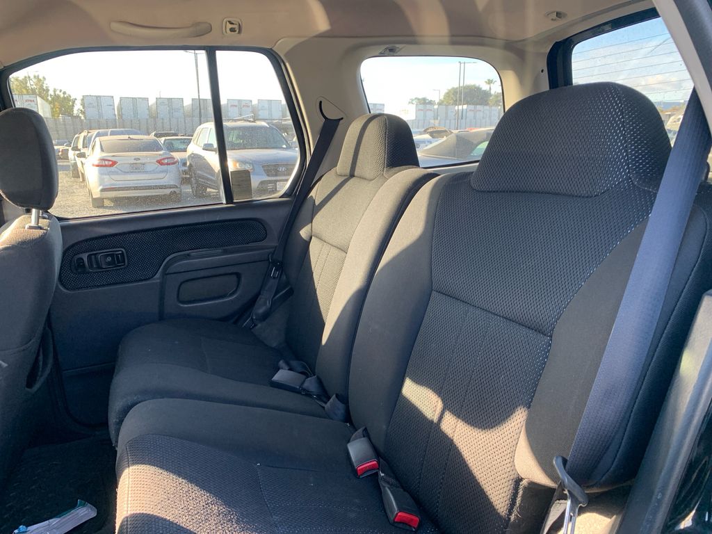 2002 NISSAN Xterra 8