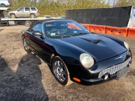 2005 Ford Thunderbird