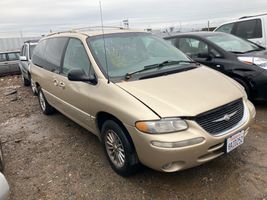 2000 Chrysler Town and Country