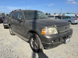 2004 Ford Explorer