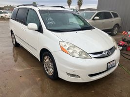 2010 Toyota Sienna