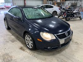 2011 VOLKSWAGEN Eos