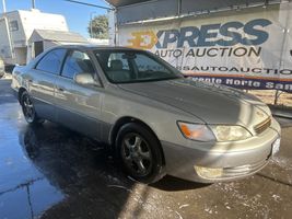 1999 Lexus ES 300