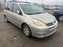 2004 Toyota Sienna