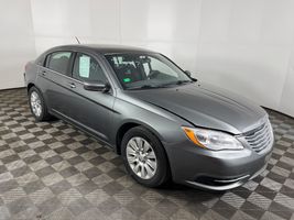 2013 Chrysler 200