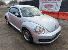 2012 VOLKSWAGEN Beetle