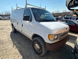 2000 Ford E-250