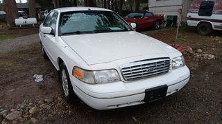 2003 Ford Crown Victoria