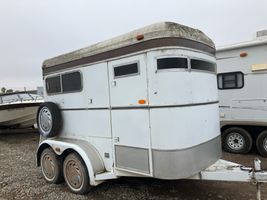 1981 CIRCLE J HORSE TRAILER