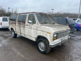 1983 Ford E-250