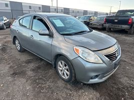 2013 NISSAN Versa