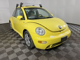 2001 VOLKSWAGEN New Beetle