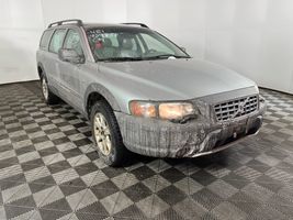 2004 Volvo XC70