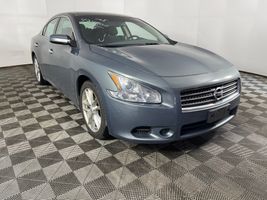 2011 NISSAN MAXIMA