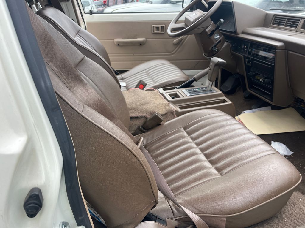 1988 Toyota Van 1