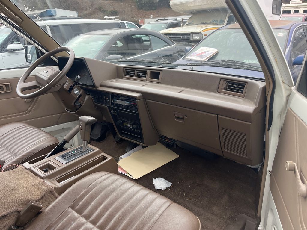 1988 Toyota Van 4