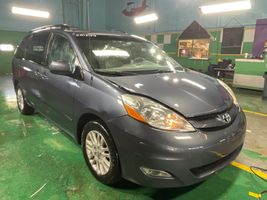 2009 Toyota Sienna