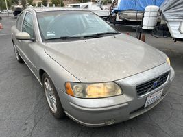 2005 Volvo S60