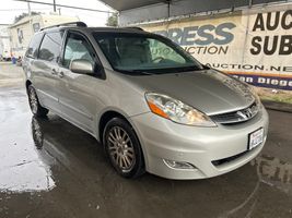 2010 Toyota Sienna