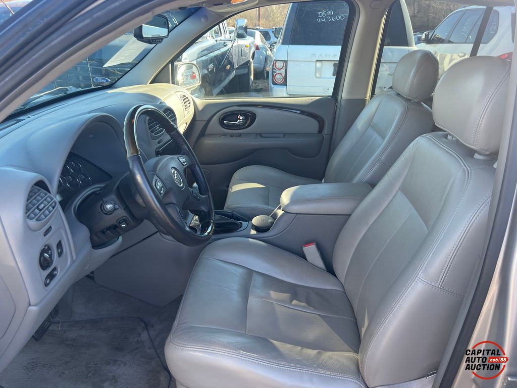2006 Buick Rainier 7