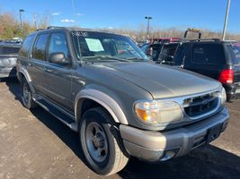 2000 Ford Explorer