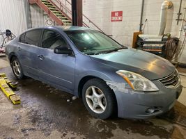 2010 NISSAN Altima