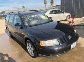 2000 VOLKSWAGEN Passat