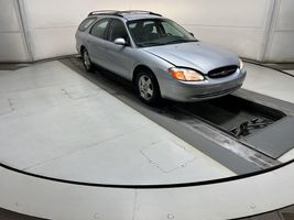 2002 Ford Taurus