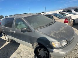 2000 Toyota Sienna