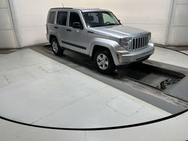 2012 JEEP Liberty