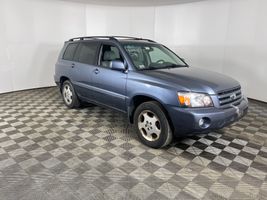 2004 Toyota HIGHLANDER