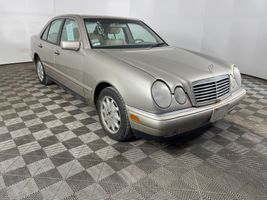 1998 Mercedes-Benz E-Class