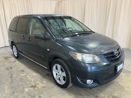 2004 Mazda MPV