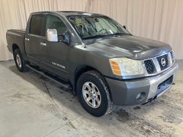 2005 NISSAN Titan