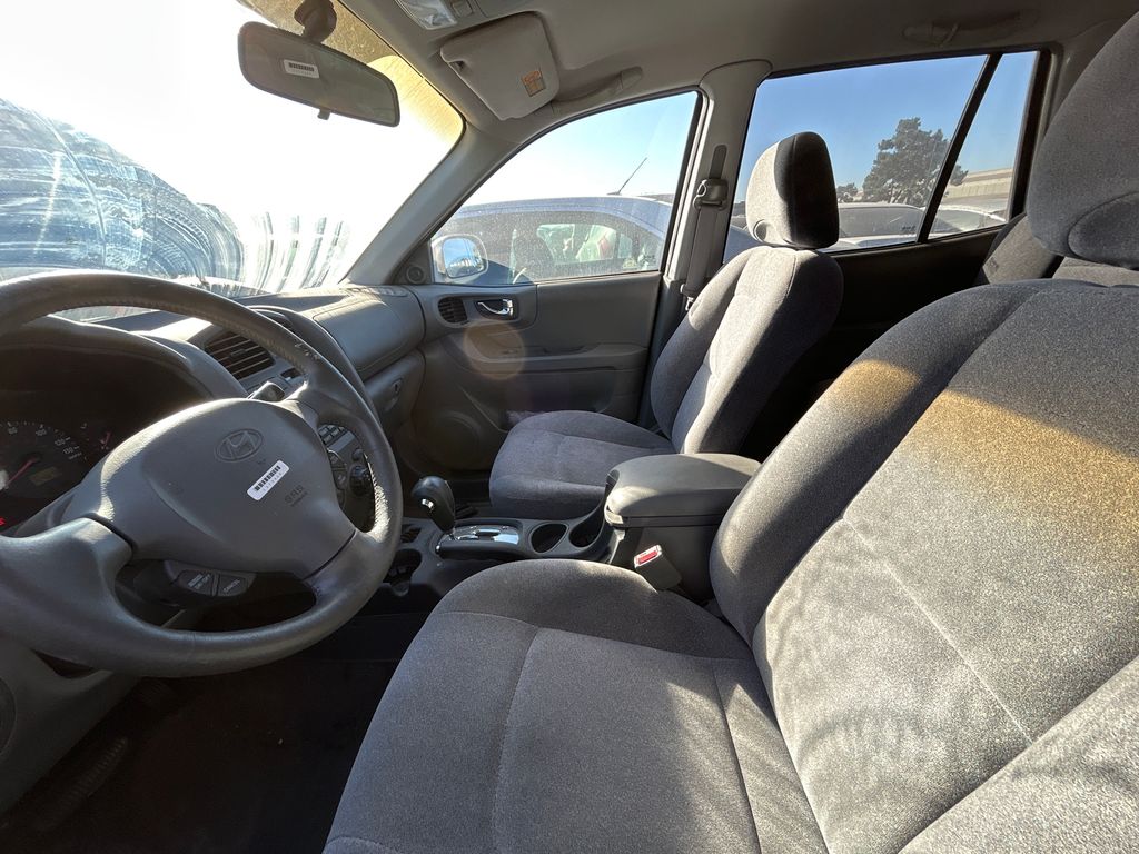 2002 Hyundai Santa Fe 7