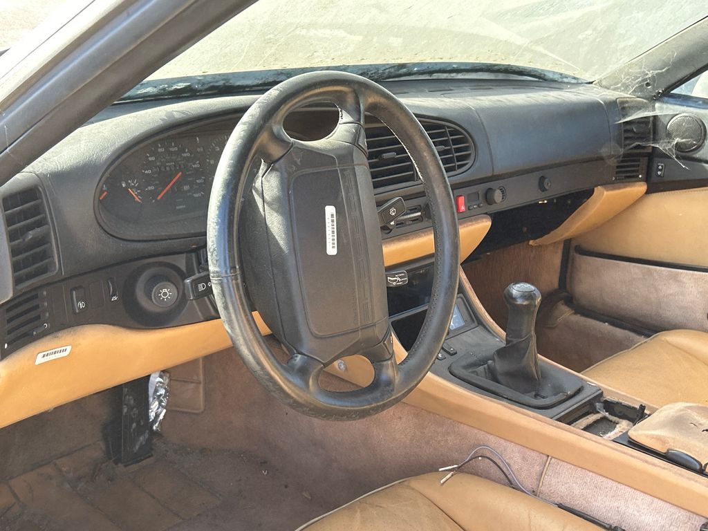1992 PORSCHE 968 10