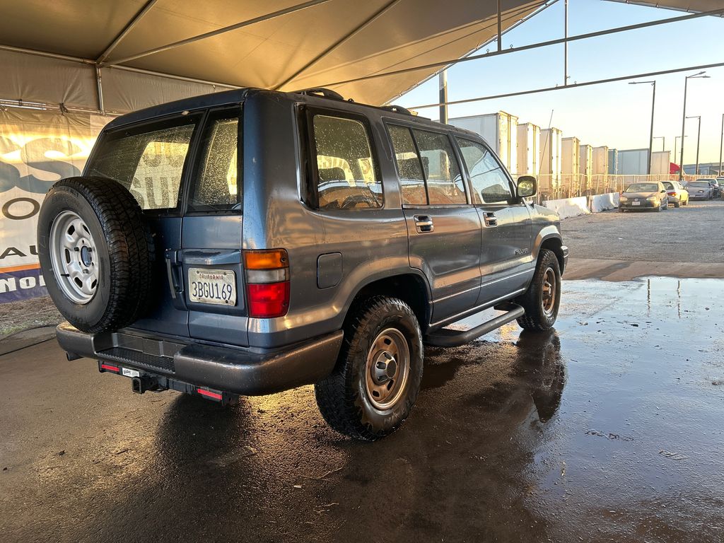 1992 Isuzu Trooper 3