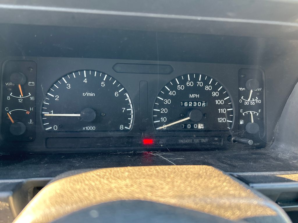1992 Isuzu Trooper 4