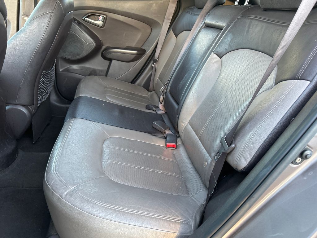 2012 Hyundai Tucson 8