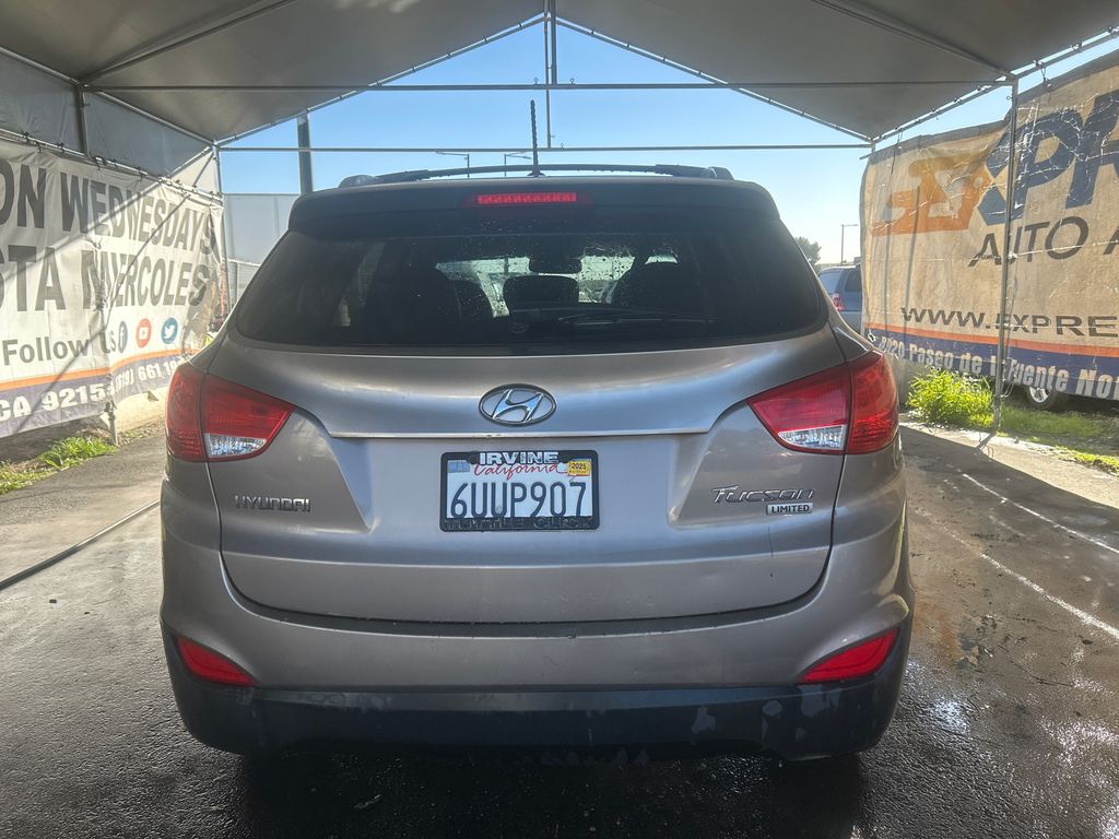 2012 Hyundai Tucson 6