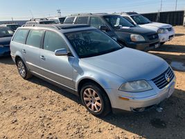 2003 VOLKSWAGEN Passat