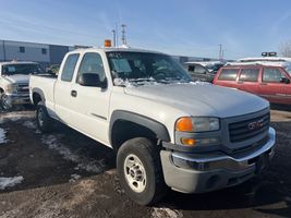 2005 GMC Sierra 2500HD