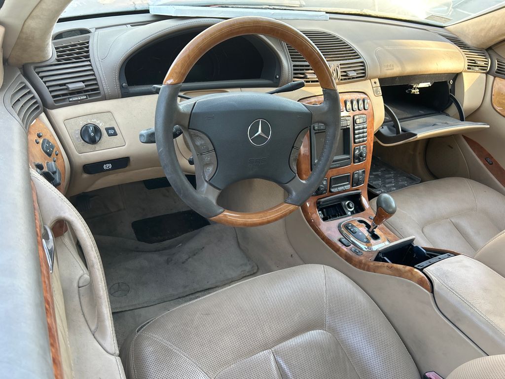 2001 Mercedes-Benz CL-Class 10
